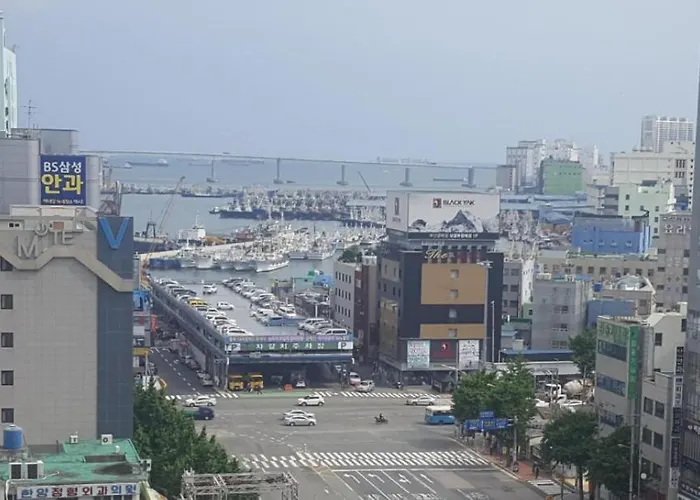 ナンポ ハウンド プレミア 3* 釜山広域市